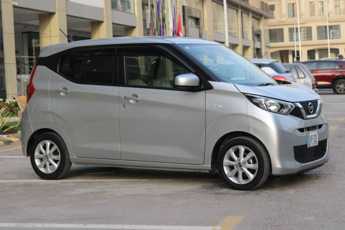 nissan-dayz-2021-big-1