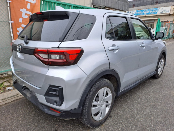 toyota-raize-xs-2021-bl-big-1