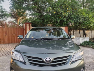 toyota-corolla-gli-2012
