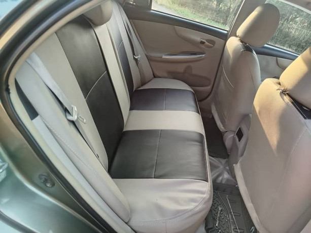 toyota-corolla-gli-2012-big-10