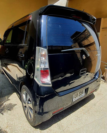 suzuki-wagon-r-stingray-2012-big-6