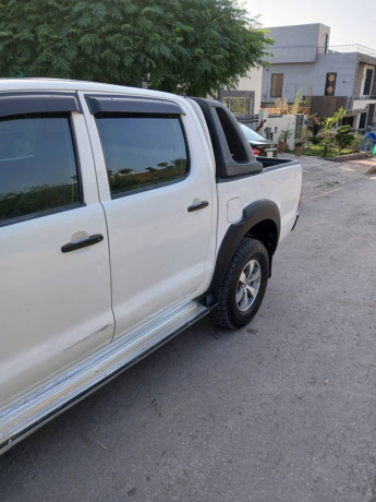 vigo-4-x-4-2007-model-for-sale-big-5