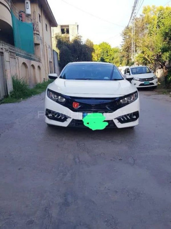 honda-civic-oriel-18-i-vtec-2018-big-0