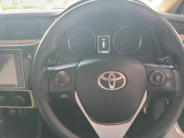 toyota-corolla-altis-2018-big-6