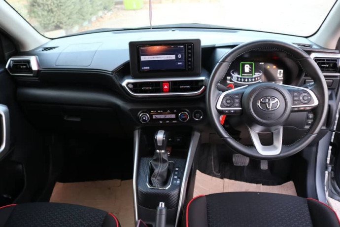 toyota-raize-2021-big-18