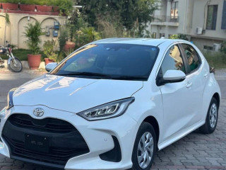 toyotayaris-x-2022-model