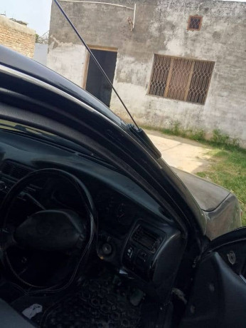 toyota-corolla-xe-1996-big-4