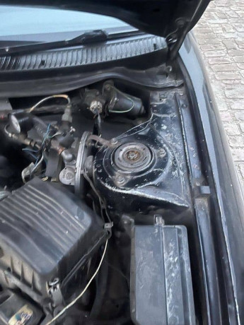 toyota-corolla-xe-1996-big-1