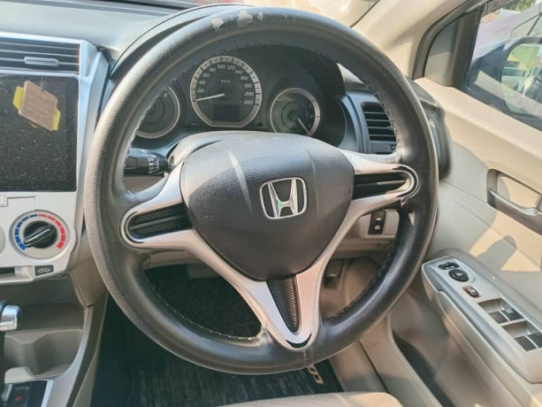 honda-city-ivtec-2018-big-7