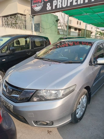 honda-city-ivtec-2018-big-0