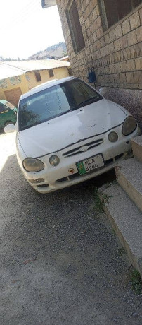 kia-spectra-2003-big-2