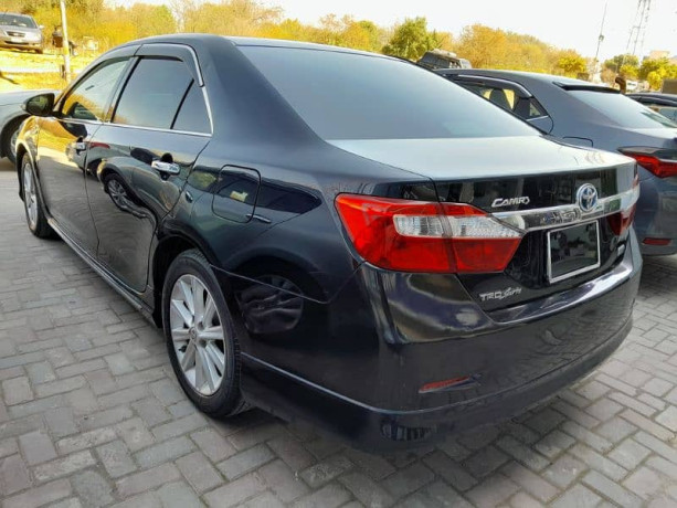 toyota-camry-24-hybrid-20132017-big-5