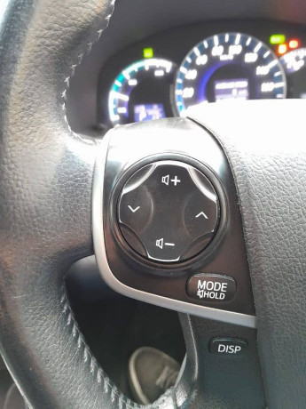 toyota-camry-24-hybrid-20132017-big-8