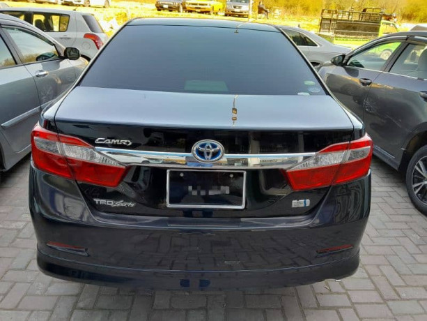 toyota-camry-24-hybrid-20132017-big-3
