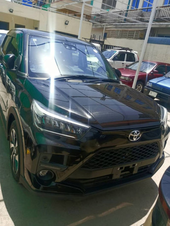 toyota-raize-2021-big-0