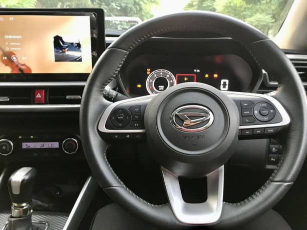daihatsu-rocky-g-2020-big-5