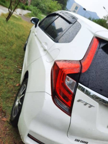 honda-fit-2018-and-2022-registered-big-12