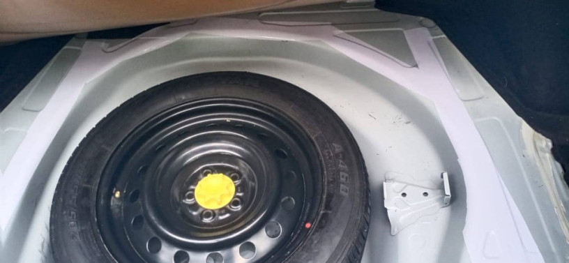 toyota-corolla-altis-grande-cvt-i-18-2020-big-8