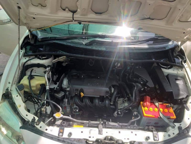 toyota-corolla-xli-2010-big-7