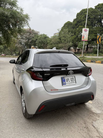 toyotayarisg-2021-model-2024-import-big-7