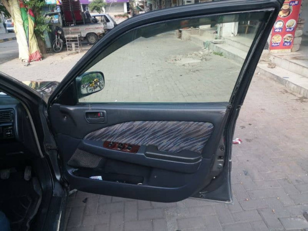 toyota-corona-premio-1998-big-11