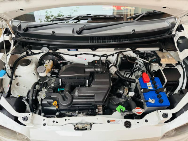 suzuki-alto-vxr-25-model-big-3