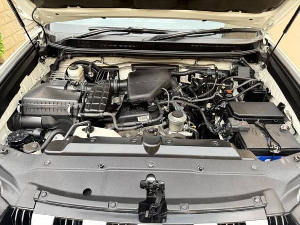 toyota-prado-tx-2014-big-17