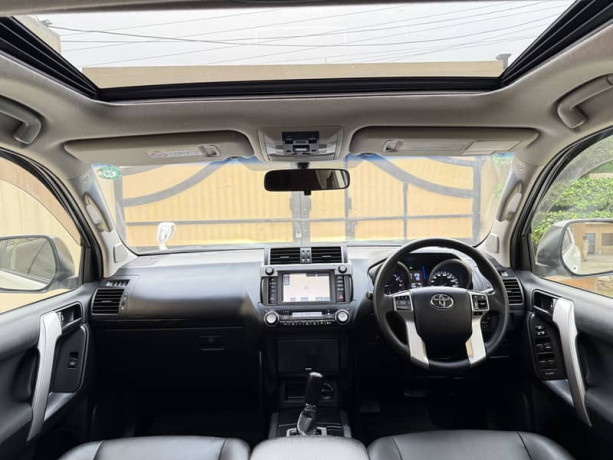 toyota-prado-tx-2014-big-8