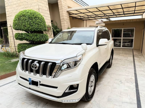 toyota-prado-tx-2014-big-0