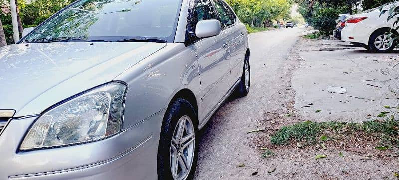 toyota-premio-2006-big-16