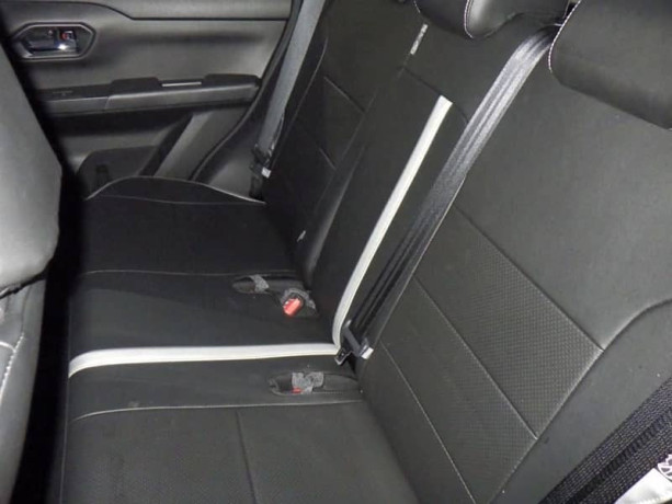 daihatsu-rocky-2021-45-grade-28000km-may-2025-raize-2020-2019-top-big-4