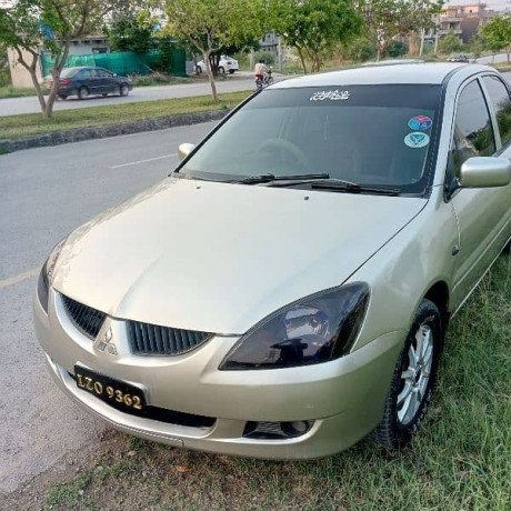 mitsubishi-lancer-2005-big-16