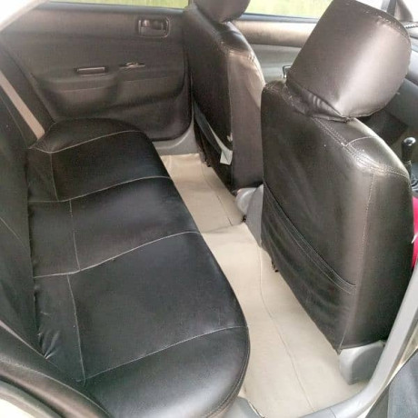 mitsubishi-lancer-2005-big-13