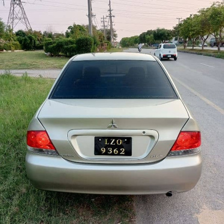 mitsubishi-lancer-2005-big-2