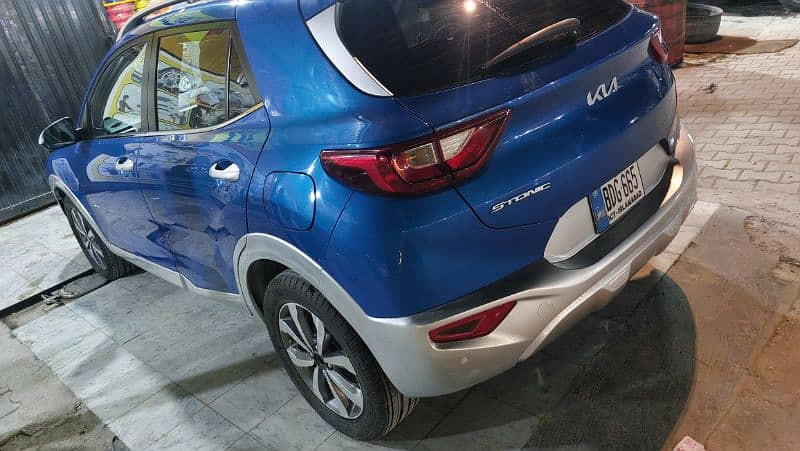 kia-stonic-ex-kia-stonic-ex-stonic-ex-plus-big-3