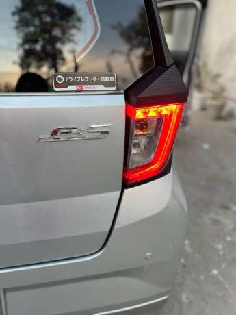 daihatsu-mira-2021-big-15