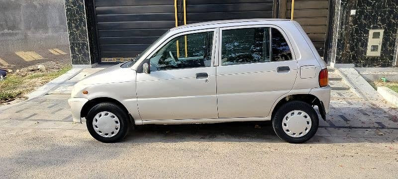 daihatsu-cuore-2006-automatic-home-used-big-4