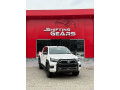 toyota-hilux-2023-small-0