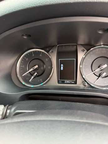 toyota-hilux-2023-big-11