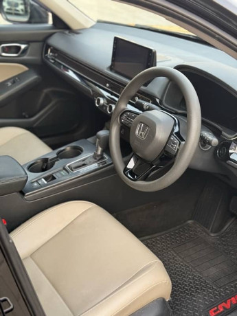 honda-civic-oriel-2024-big-9
