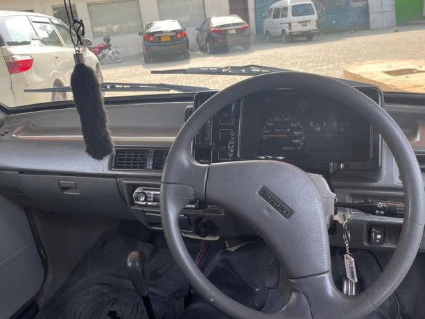 suzuki-mehran-vx-2009-big-0