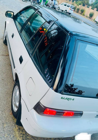 suzuki-cultus-vxr-2013-big-7