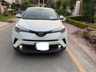 toyota-ch-r-g-led