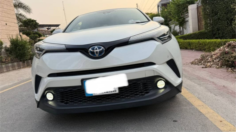 toyota-ch-r-g-led-big-5