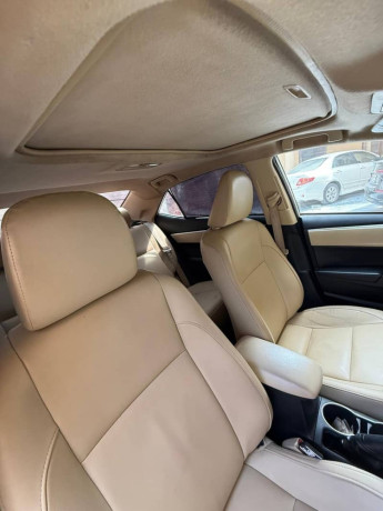 toyota-corolla-altis-grande-x-cvt-i-2021-18-big-6