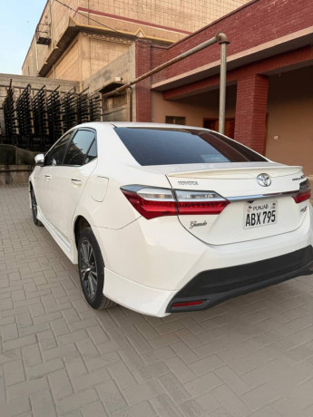 toyota-corolla-altis-grande-x-cvt-i-2021-18-big-4