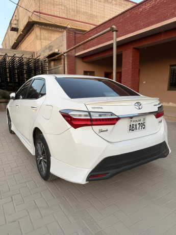 toyota-corolla-altis-grande-x-cvt-i-2021-18-big-15