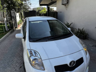 vitz-2006-20012-import