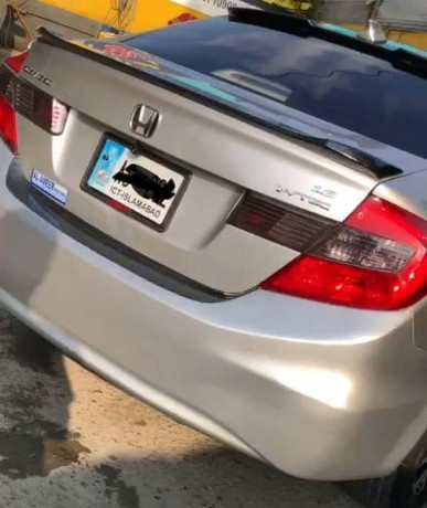 honda-civic-standard-2013-big-5