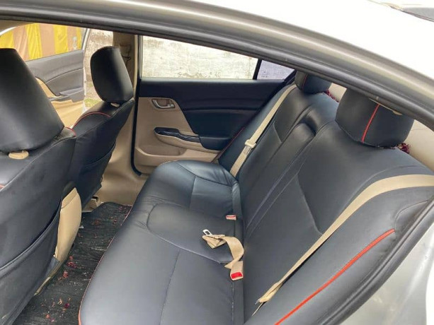 honda-civic-standard-2013-big-4